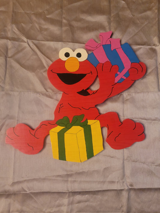 Elmo Checking Gifts