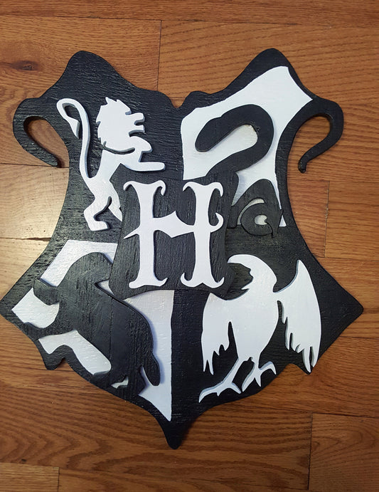 Hogwarts Crest Full Detail
