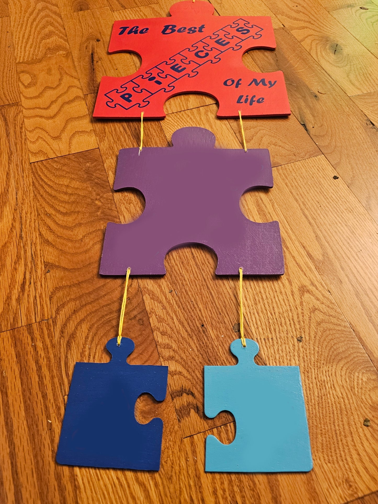"Best Pieces" Family Puzzle Decor